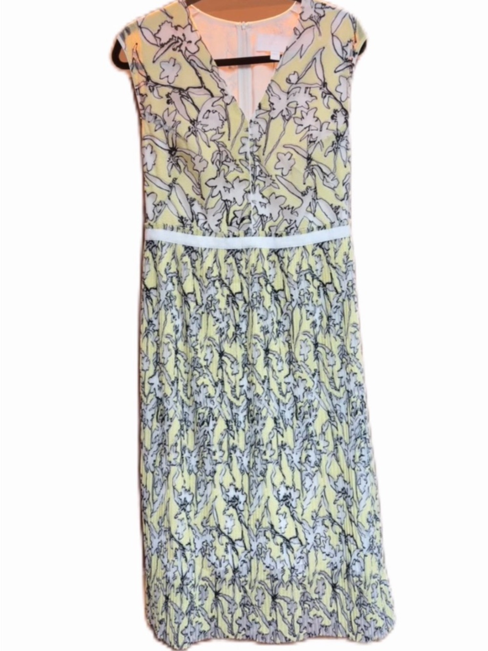 BOSS by Hugo Boss Damune Floral Pleated Midi Dress - NWOT - Size 8 - Picture 3 of 15